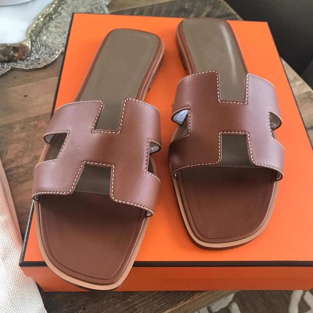 Hermès Oran Royal Tan Sandals 39